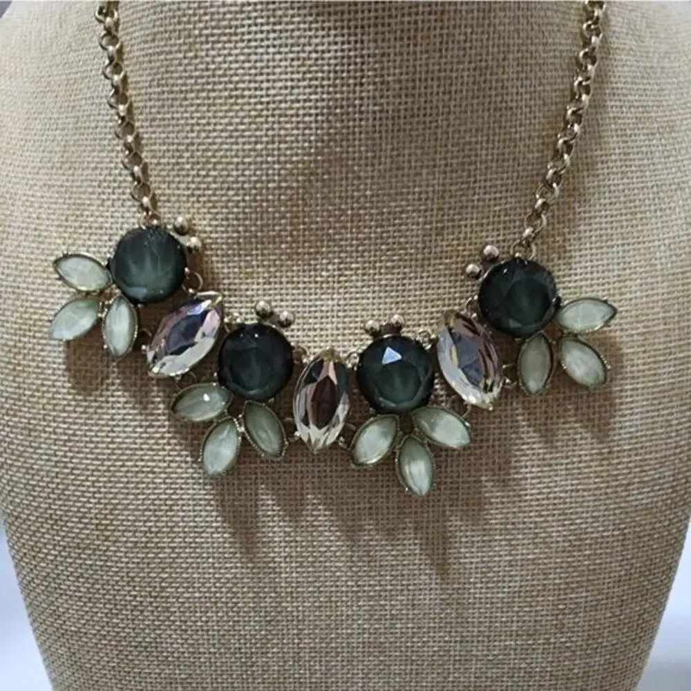 Treska Floral jeweled green &‎ gold statement necklace